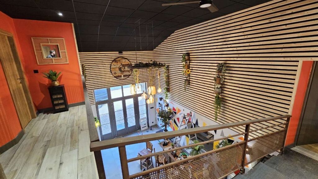 Intérieur en bois réalisé par SLC charpente